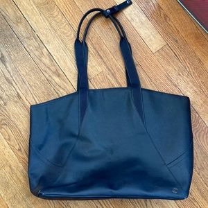 Lululemon All Day Tote in Midnight Navy